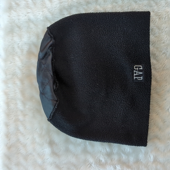 GAP | Fleece Beanie - Picture 5 of 9